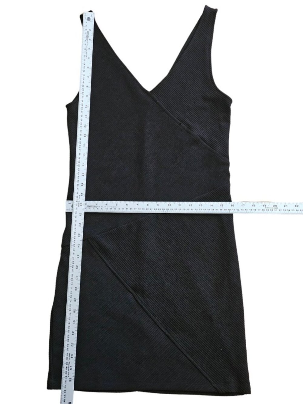 Therapy Textured Sleeveless V-Neck Bodycon Midi Dress Size XL Black - Picture 2 of 5